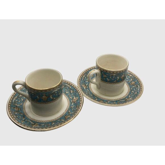 2 VINTAGE CROWN DUCAL WARE DEMI-TASSE TEA CUPS & SAUCERS - ENGLAND "ATLANTA" - Picture 1 of 16